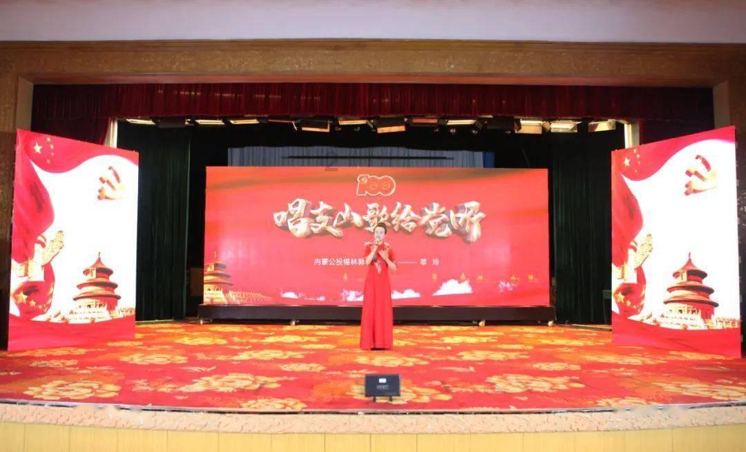 送女朋友戒指，帮忙从下面三款里面选一到两款，谢谢游戏画面